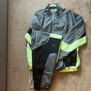 Men’s Nike windbreaker outfit